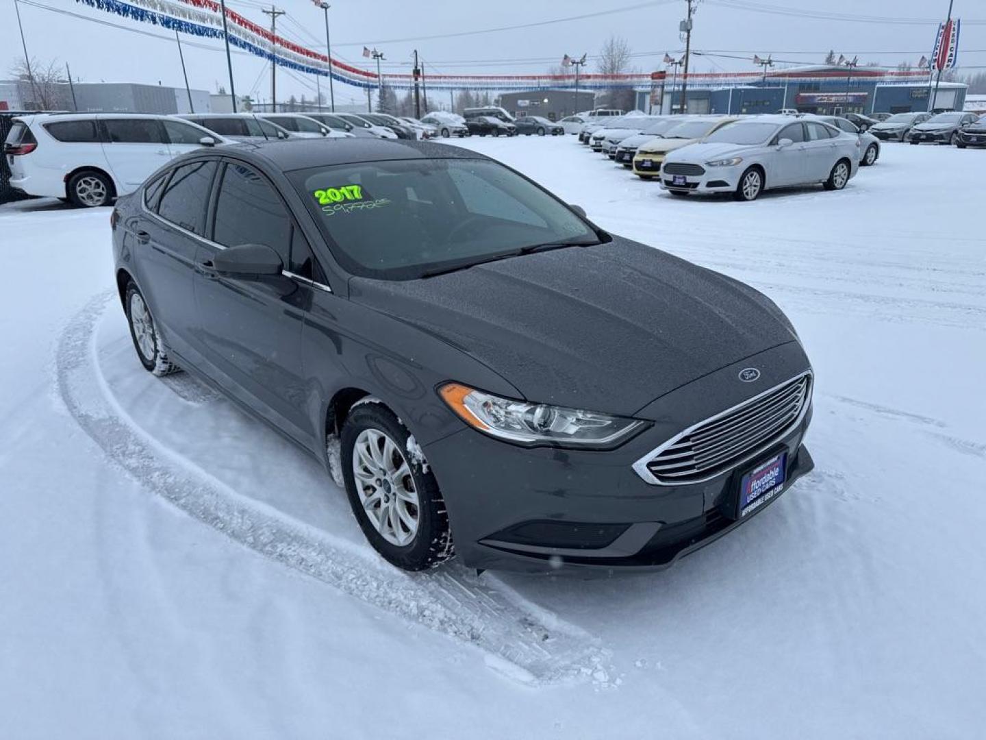 2017 GRAY FORD FUSION S (3FA6P0G73HR) with an 2.5L engine, Automatic transmission, located at 2525 S. Cushman, Fairbanks, AK, 99701, (907) 452-5707, 64.824036, -147.712311 - Photo#1