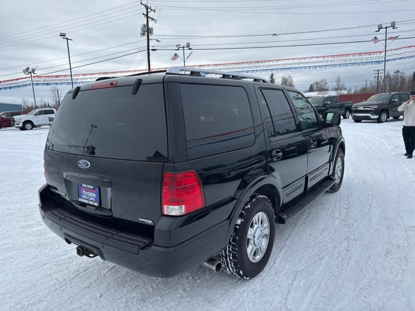 2006 BLACK FORD EXPEDITION LIMITED (1FMFU20506L) with an 5.4L engine, Automatic transmission, located at 2525 S. Cushman, Fairbanks, AK, 99701, (907) 452-5707, 64.824036, -147.712311 - Photo#2