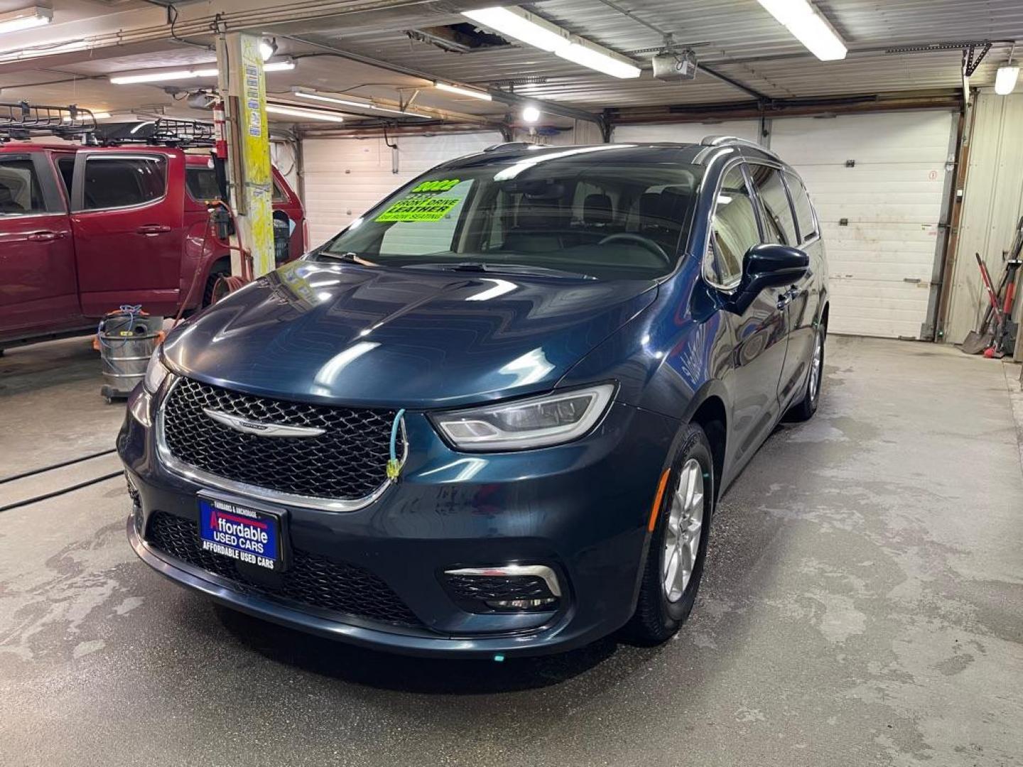 2022 BLUE CHRYSLER PACIFICA TOURING L (2C4RC1BG1NR) with an 3.6L engine, Automatic transmission, located at 2525 S. Cushman, Fairbanks, AK, 99701, (907) 452-5707, 64.824036, -147.712311 - Photo#1