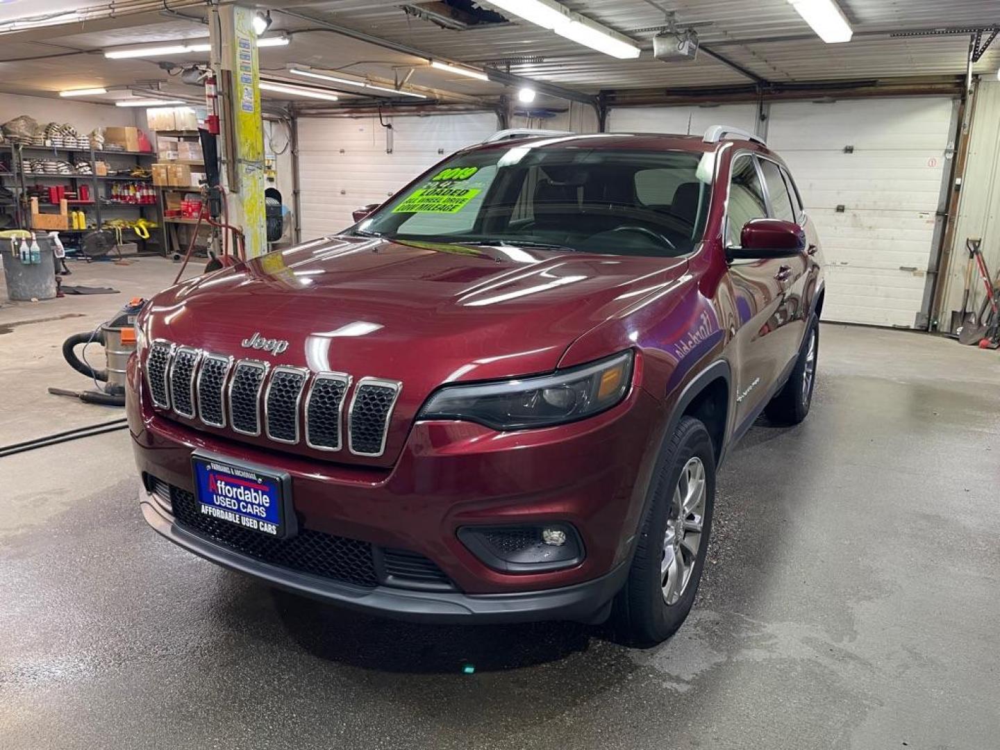 2019 RED JEEP CHEROKEE LATITUDE PLUS (1C4PJMLN8KD) with an 2.0L engine, Automatic transmission, located at 2525 S. Cushman, Fairbanks, AK, 99701, (907) 452-5707, 64.824036, -147.712311 - Photo#1