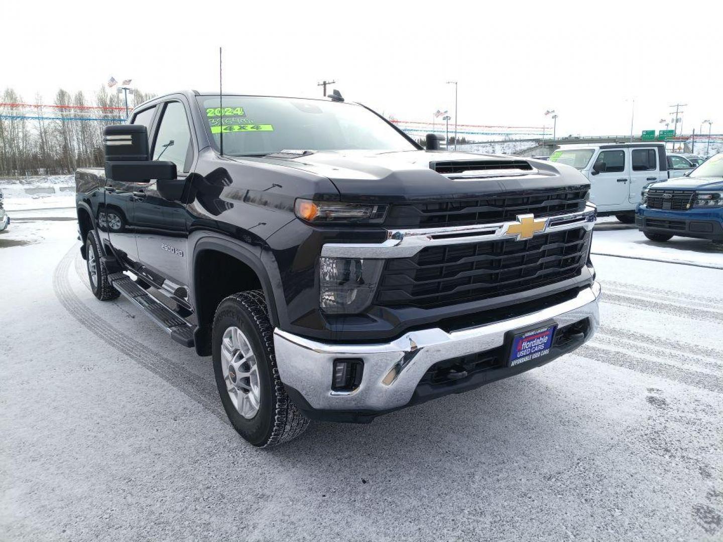 2024 BLUE CHEVROLET SILVERADO 2500 HEAVY DUTY LT (2GC4YNEY8R1) with an 6.6L engine, Automatic transmission, located at 2525 S. Cushman, Fairbanks, AK, 99701, (907) 452-5707, 64.824036, -147.712311 - Photo#0