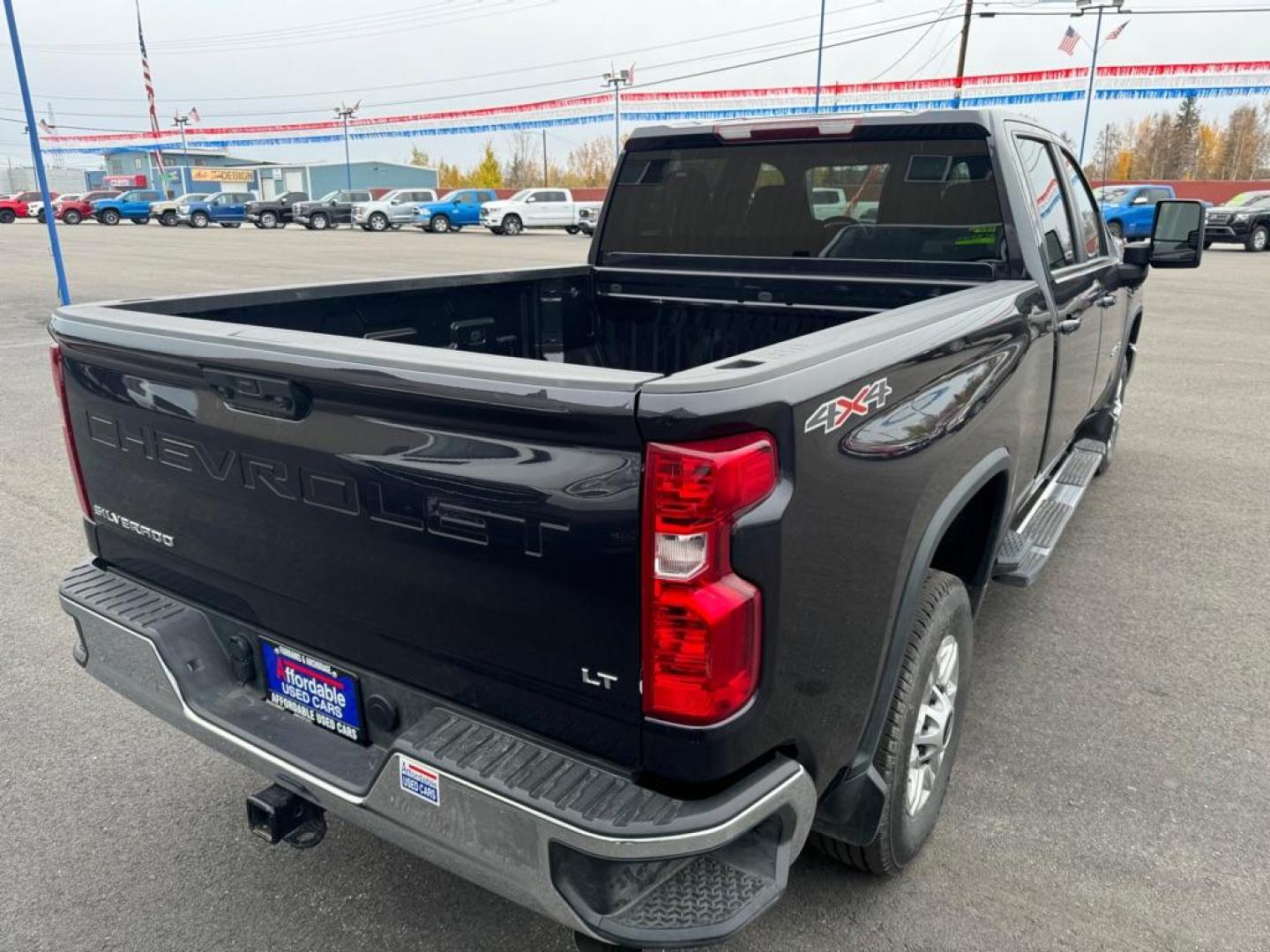 2024 GRAY CHEVROLET SILVERADO 2500 HEAVY DUTY LT (2GC4YNEY6R1) with an 6.6L engine, Automatic transmission, located at 2525 S. Cushman, Fairbanks, AK, 99701, (907) 452-5707, 64.824036, -147.712311 - Photo#2