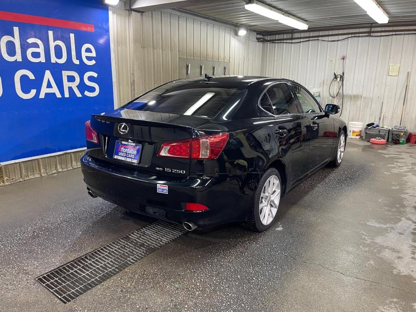 2011 BLACK LEXUS IS 250 (JTHCF5C28B5) with an 2.5L engine, Automatic transmission, located at 2525 S. Cushman, Fairbanks, AK, 99701, (907) 452-5707, 64.824036, -147.712311 - Photo#2