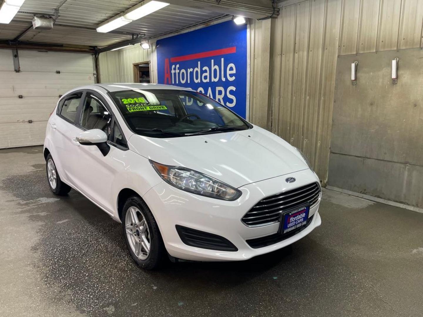 2018 WHITE FORD FIESTA SE (3FADP4EJ6JM) with an 1.6L engine, Automatic transmission, located at 2525 S. Cushman, Fairbanks, AK, 99701, (907) 452-5707, 64.824036, -147.712311 - Photo#0