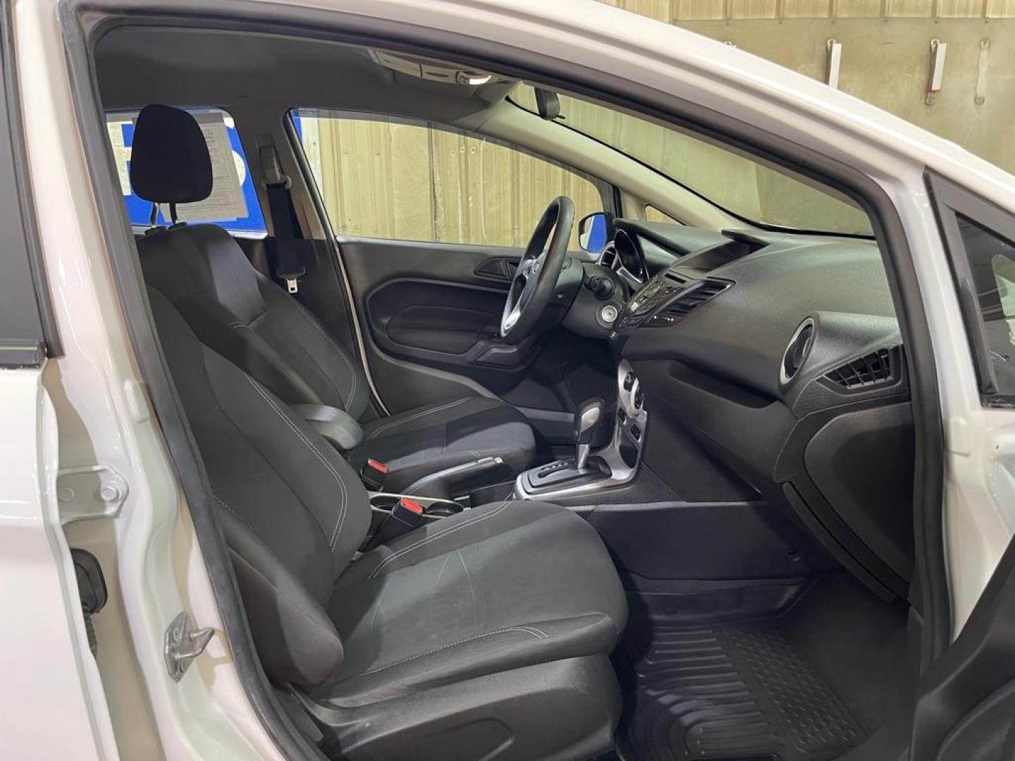 2018 WHITE FORD FIESTA SE (3FADP4EJ6JM) with an 1.6L engine, Automatic transmission, located at 2525 S. Cushman, Fairbanks, AK, 99701, (907) 452-5707, 64.824036, -147.712311 - Photo#3