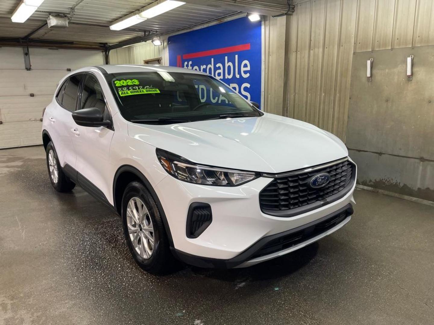 2023 WHITE FORD ESCAPE ACTIVE (1FMCU9GN7PU) with an 1.5L engine, Automatic transmission, located at 2525 S. Cushman, Fairbanks, AK, 99701, (907) 452-5707, 64.824036, -147.712311 - Photo#0