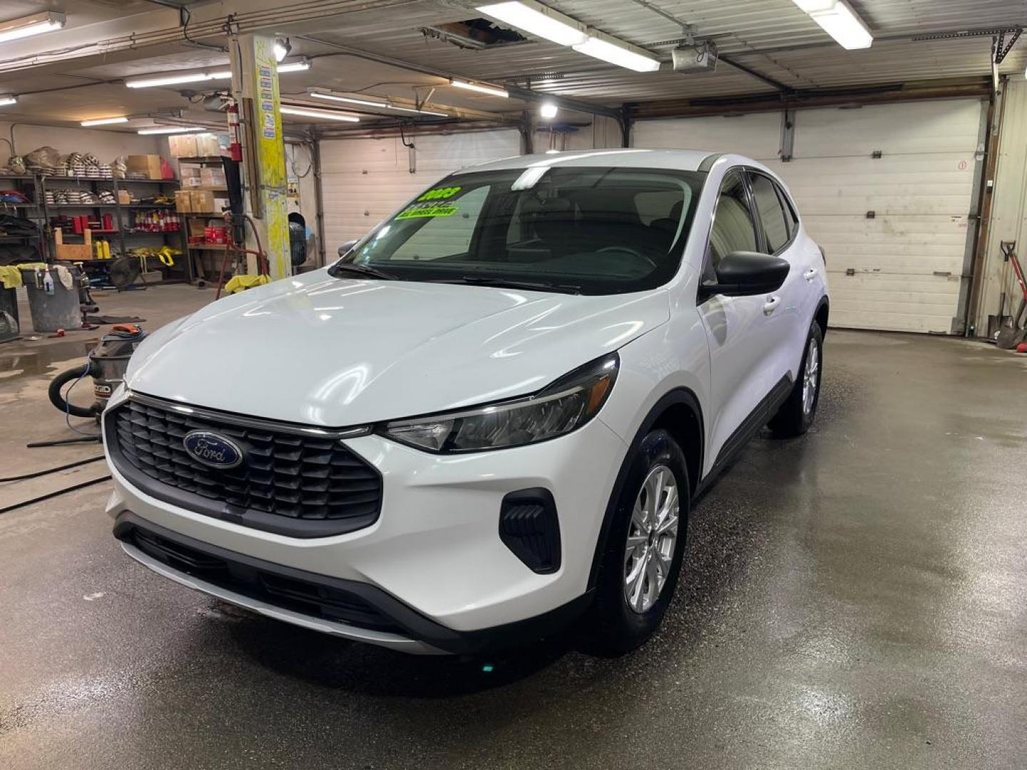 2023 WHITE FORD ESCAPE ACTIVE (1FMCU9GN7PU) with an 1.5L engine, Automatic transmission, located at 2525 S. Cushman, Fairbanks, AK, 99701, (907) 452-5707, 64.824036, -147.712311 - Photo#1
