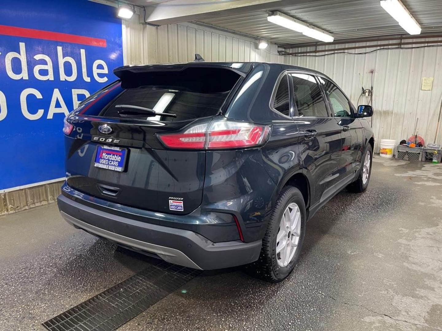 2024 BLUE FORD EDGE SEL (2FMPK4J90RB) with an 2.0L engine, Automatic transmission, located at 2525 S. Cushman, Fairbanks, AK, 99701, (907) 452-5707, 64.824036, -147.712311 - Photo#2