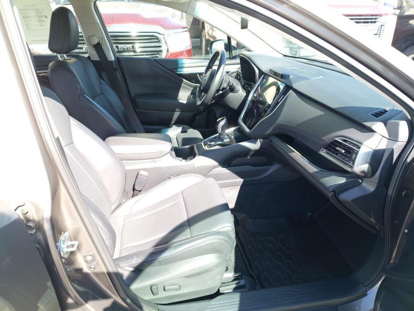 2022 BRONZE SUBARU LEGACY LIMITED (4S3BWAN69N3) with an 2.5L engine, Automatic transmission, located at 2525 S. Cushman, Fairbanks, AK, 99701, (907) 452-5707, 64.824036, -147.712311 - Photo#2