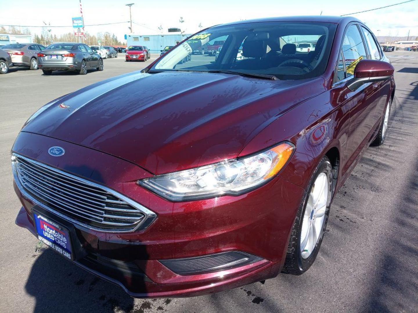 2018 MAROON FORD FUSION SE (3FA6P0HD2JR) with an 1.5L engine, Automatic transmission, located at 2525 S. Cushman, Fairbanks, AK, 99701, (907) 452-5707, 64.824036, -147.712311 - Photo#2