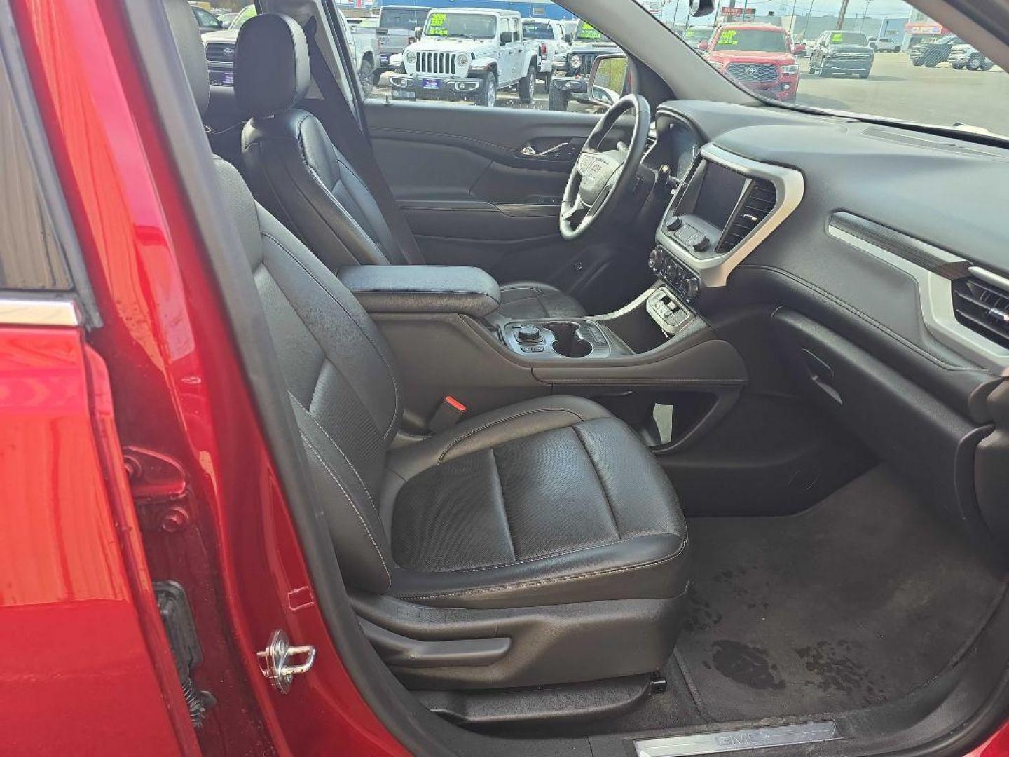 2023 RED GMC ACADIA SLT (1GKKNUL46PZ) with an 2.0L engine, Automatic transmission, located at 2525 S. Cushman, Fairbanks, AK, 99701, (907) 452-5707, 64.824036, -147.712311 - Photo#3