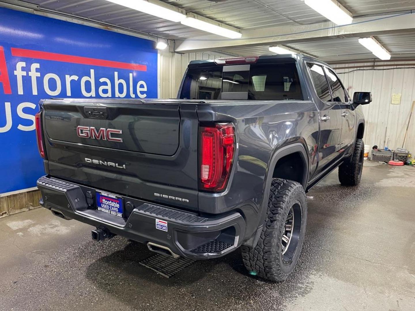 2019 GRAY GMC SIERRA 1500 DENALI (3GTU9FED7KG) with an 5.3L engine, Automatic transmission, located at 2525 S. Cushman, Fairbanks, AK, 99701, (907) 452-5707, 64.824036, -147.712311 - Photo#2
