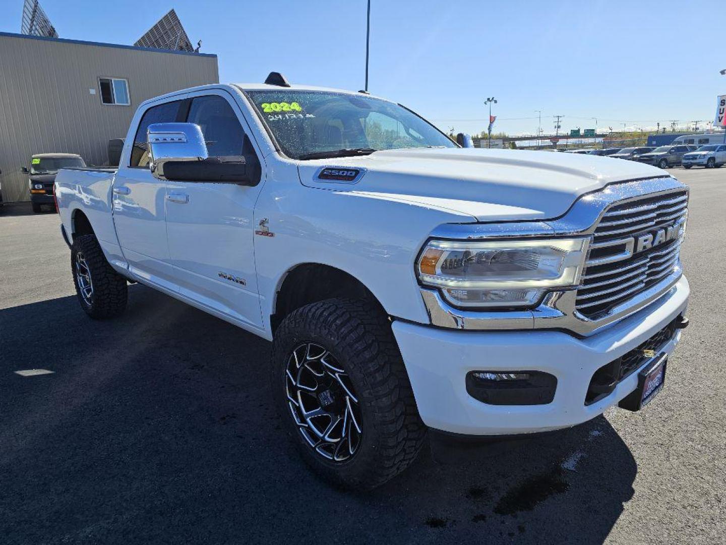 2024 WHITE RAM 2500 LARAMIE (3C6UR5FL3RG) with an 6.7L engine, Automatic transmission, located at 2525 S. Cushman, Fairbanks, AK, 99701, (907) 452-5707, 64.824036, -147.712311 - Photo#3