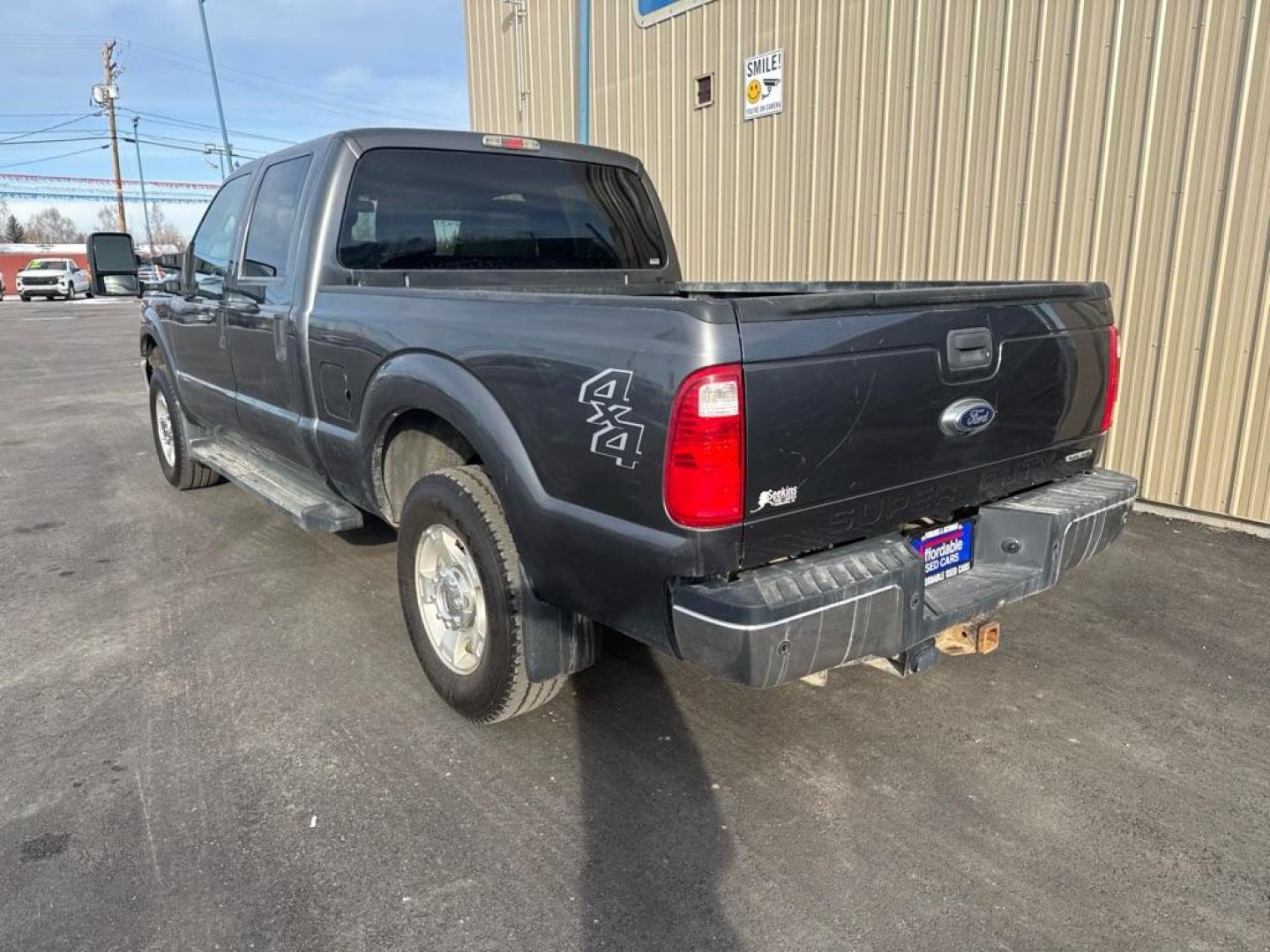 2015 GRAY FORD F250 SUPER DUTY (1FT7W2B60FE) with an 6.2L engine, Automatic transmission, located at 2525 S. Cushman, Fairbanks, AK, 99701, (907) 452-5707, 64.824036, -147.712311 - Photo#5