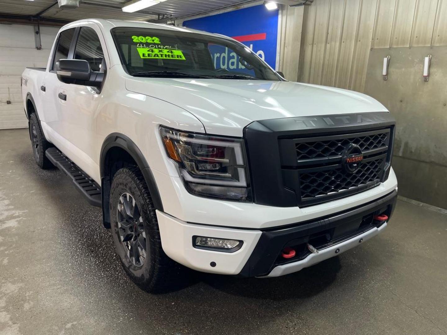 2022 WHITE NISSAN TITAN SV (1N6AA1ED6NN) with an 5.6L engine, Automatic transmission, located at 2525 S. Cushman, Fairbanks, AK, 99701, (907) 452-5707, 64.824036, -147.712311 - Photo#0