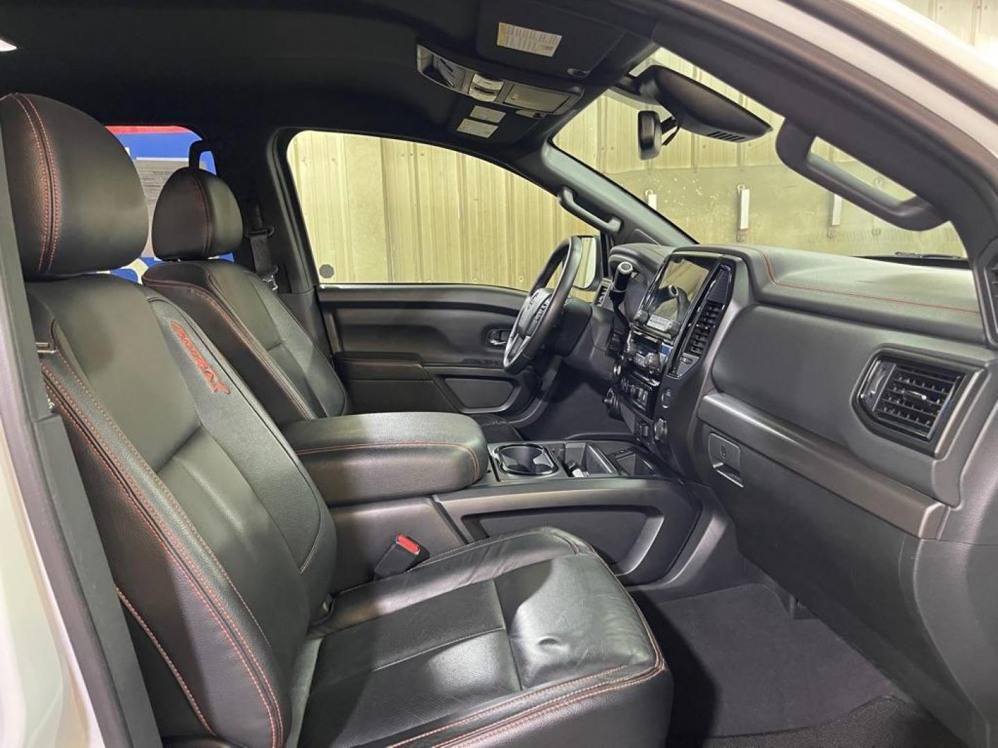 2022 WHITE NISSAN TITAN SV (1N6AA1ED6NN) with an 5.6L engine, Automatic transmission, located at 2525 S. Cushman, Fairbanks, AK, 99701, (907) 452-5707, 64.824036, -147.712311 - Photo#3