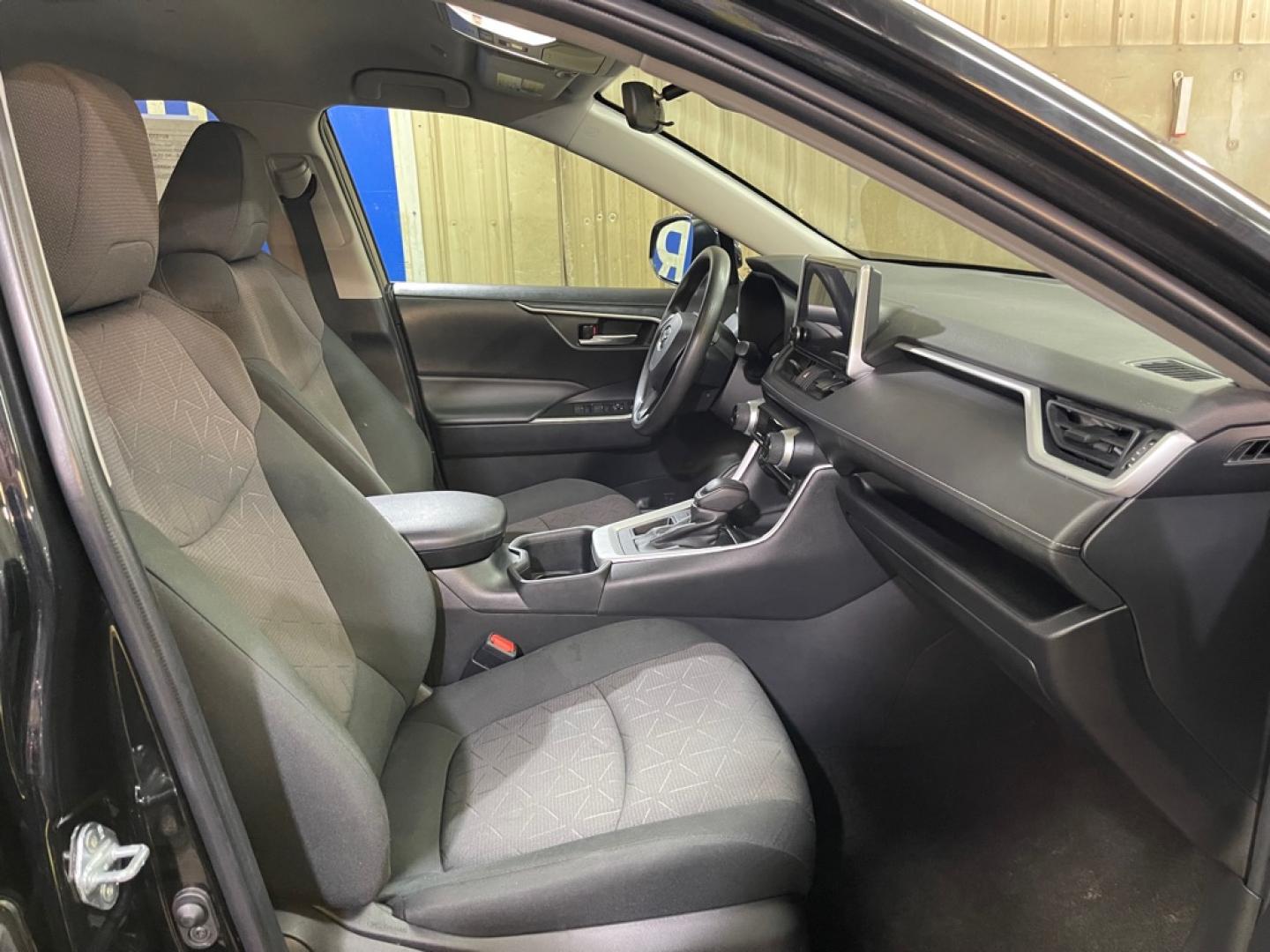 2023 BLACK TOYOTA RAV4 XLE XLE (2T3W1RFV6PW) with an 2.5L engine, Automatic transmission, located at 2525 S. Cushman, Fairbanks, AK, 99701, (907) 452-5707, 64.824036, -147.712311- Photo#3