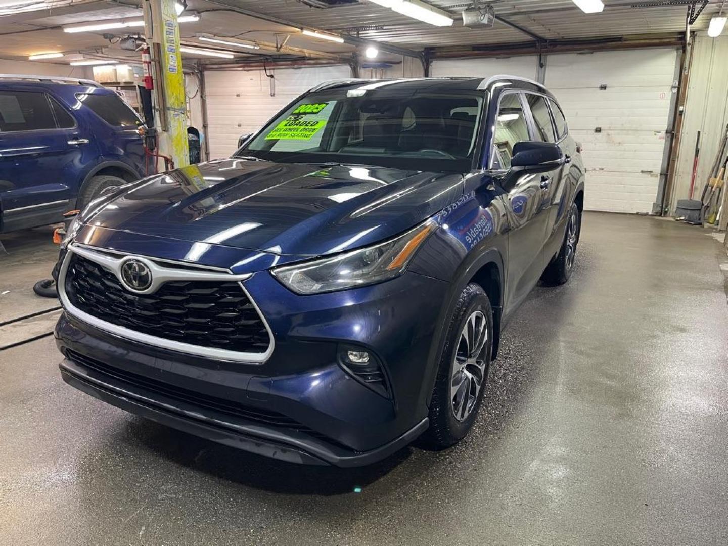 2023 BLUE TOYOTA HIGHLANDER XLE (5TDKDRBHXPS) with an 2.4L engine, Automatic transmission, located at 2525 S. Cushman, Fairbanks, AK, 99701, (907) 452-5707, 64.824036, -147.712311 - Photo#1