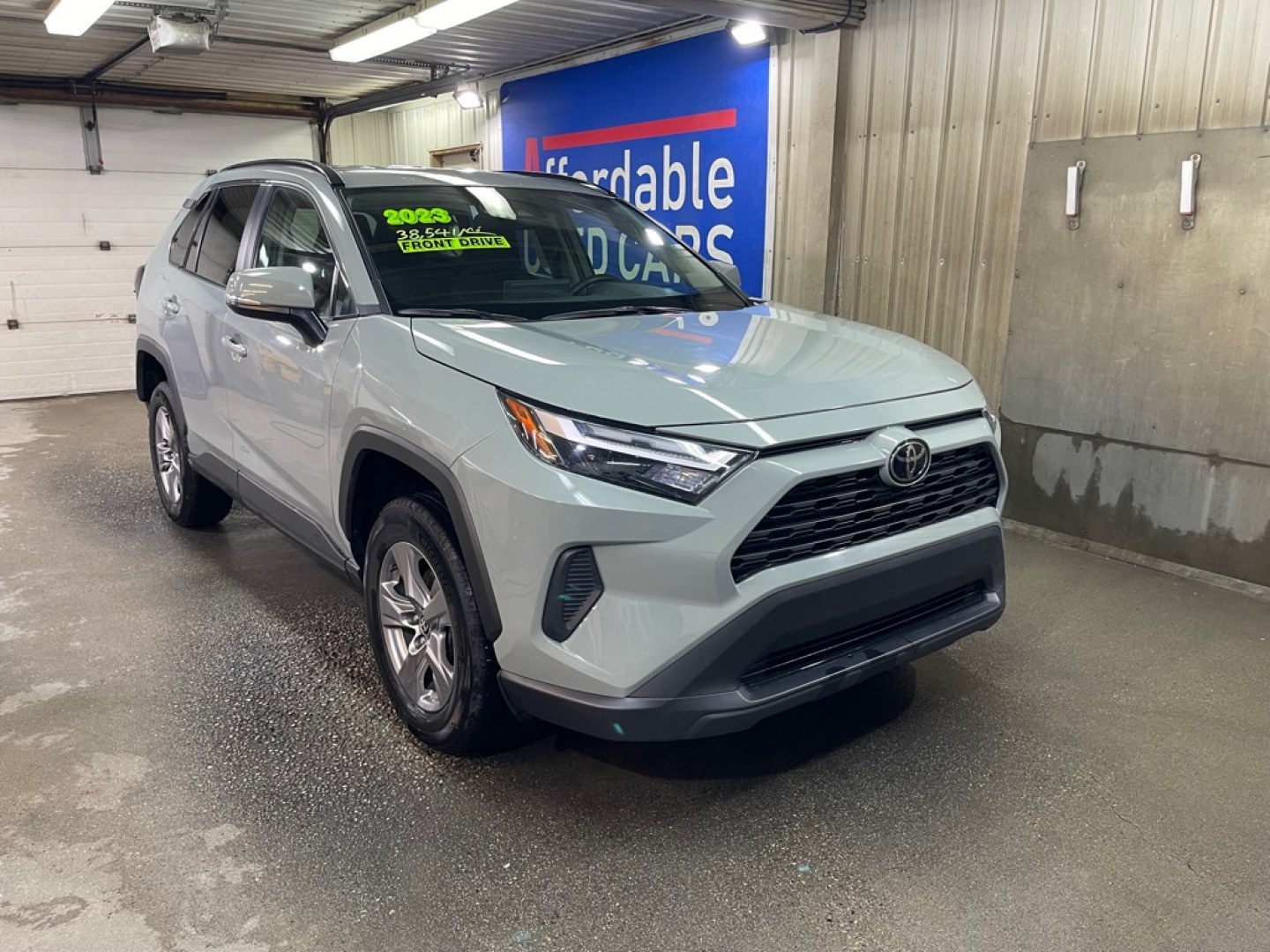 2023 GRAY TOYOTA RAV4 XLE (2T3W1RFV2PW) with an 2.5L engine, Automatic transmission, located at 2525 S. Cushman, Fairbanks, AK, 99701, (907) 452-5707, 64.824036, -147.712311- Photo#0