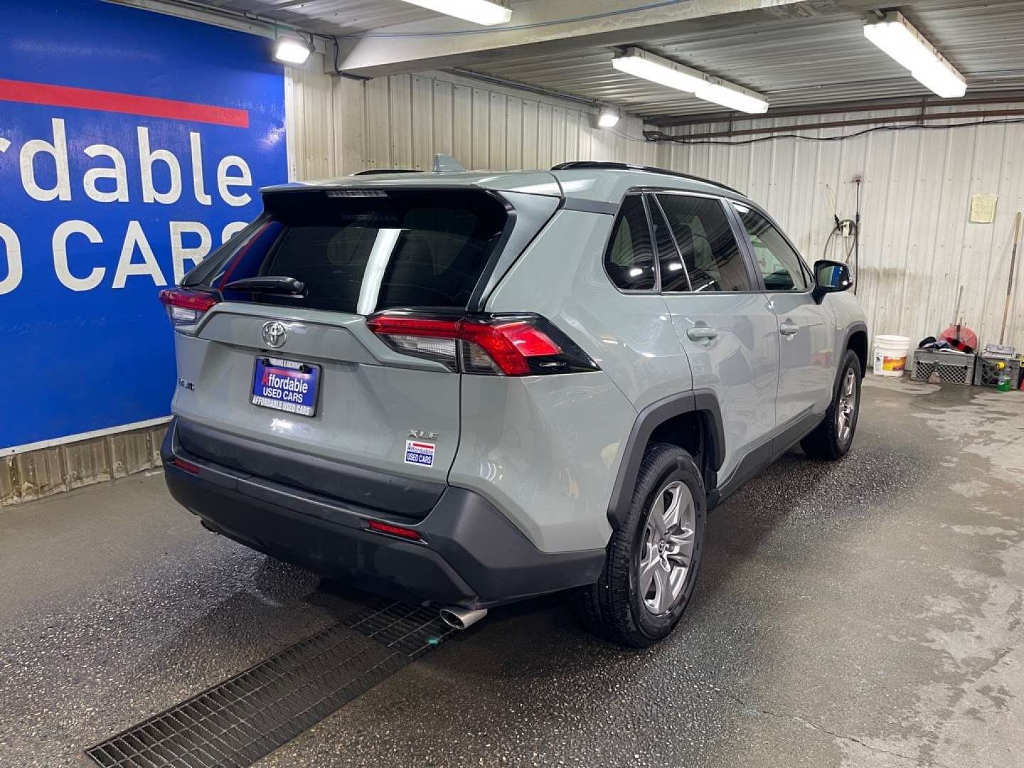 2023 GRAY TOYOTA RAV4 XLE (2T3W1RFV2PW) with an 2.5L engine, Automatic transmission, located at 2525 S. Cushman, Fairbanks, AK, 99701, (907) 452-5707, 64.824036, -147.712311- Photo#2