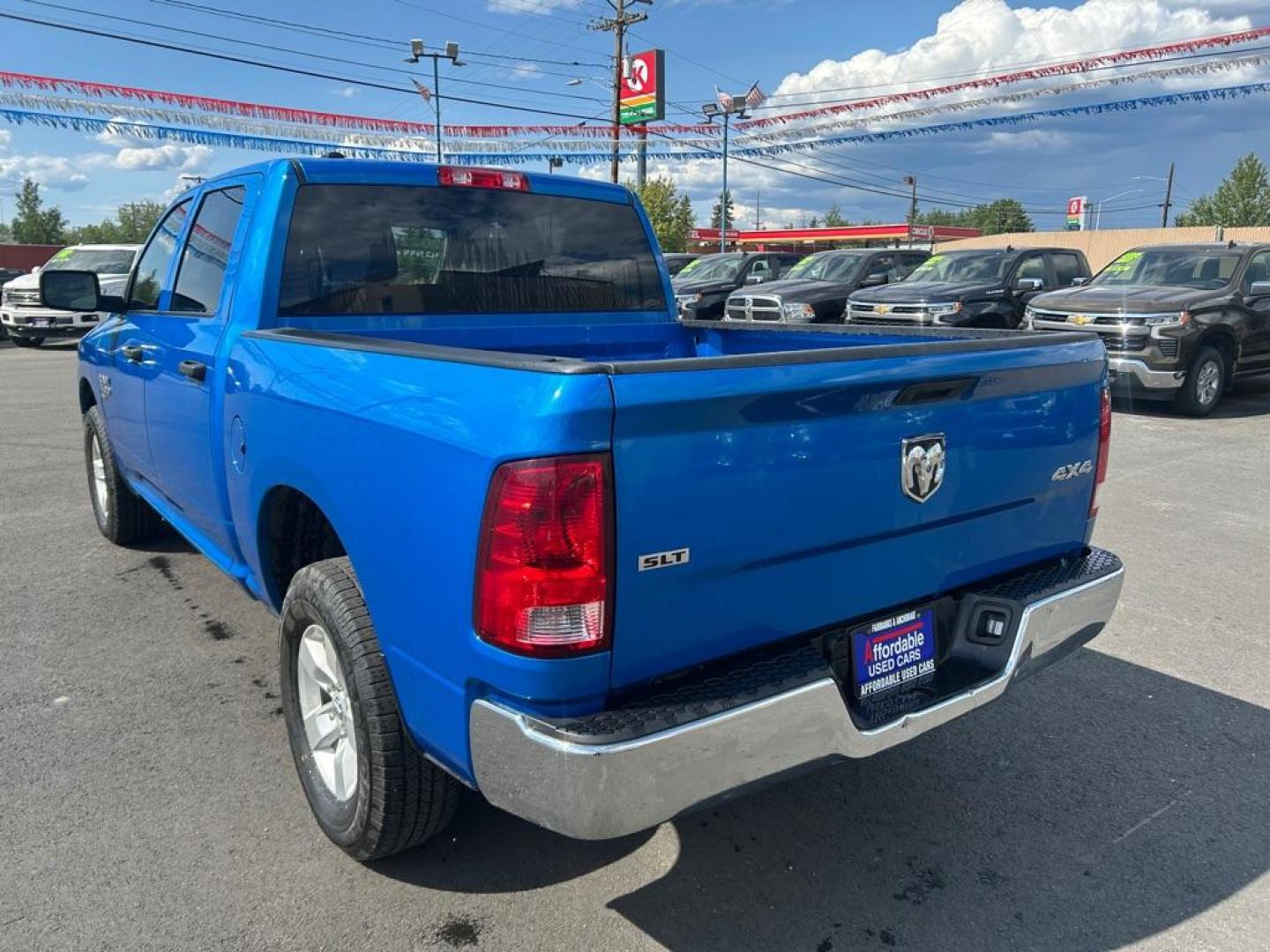 2022 BLUE RAM 1500 CLASSIC SLT (1C6RR7LG6NS) with an 3.6L engine, Automatic transmission, located at 2525 S. Cushman, Fairbanks, AK, 99701, (907) 452-5707, 64.824036, -147.712311 - Photo#3