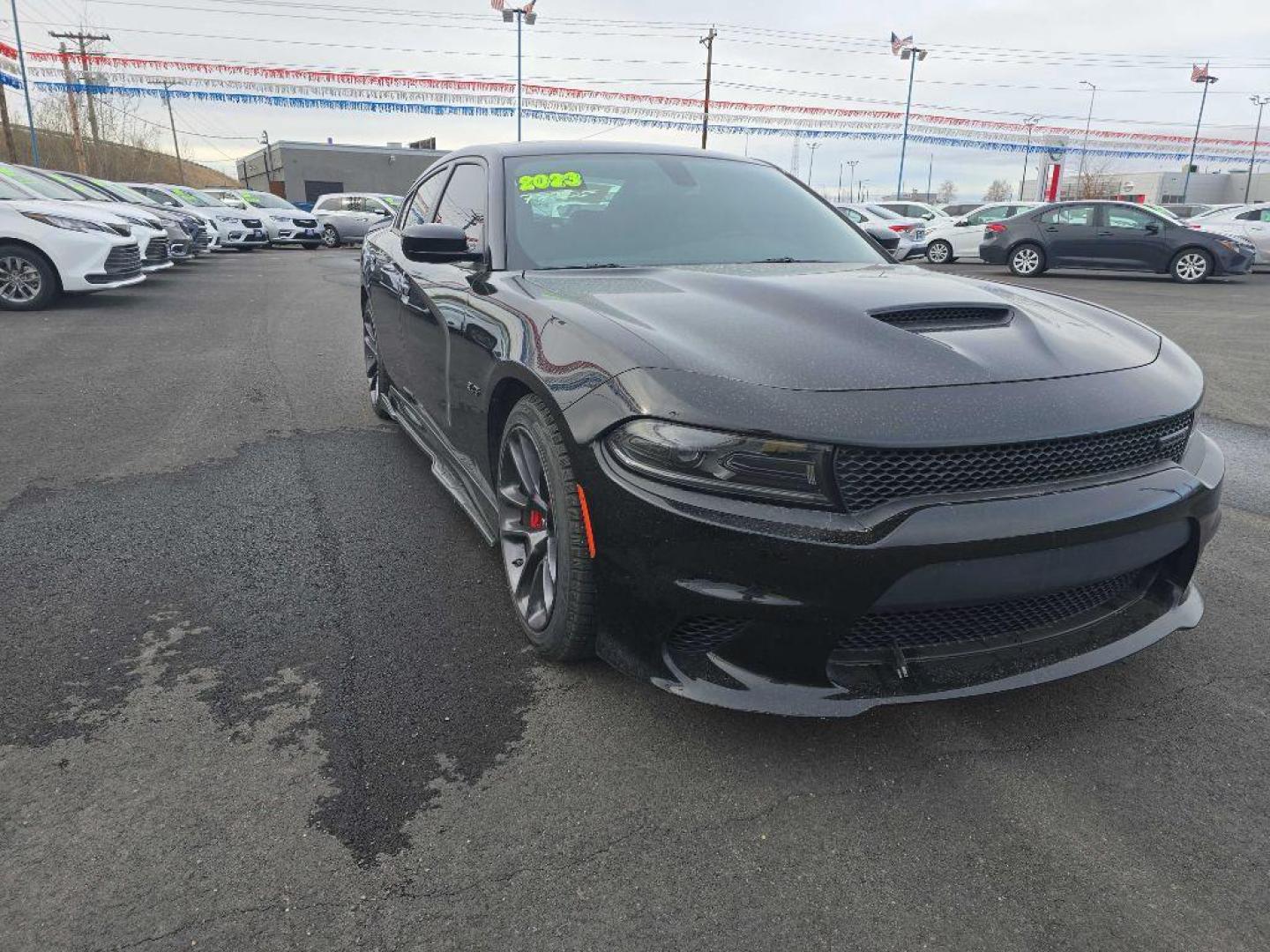 2023 BLACK DODGE CHARGER R/T (2C3CDXCT0PH) with an 5.7L engine, Automatic transmission, located at 2525 S. Cushman, Fairbanks, AK, 99701, (907) 452-5707, 64.824036, -147.712311 - Photo#4