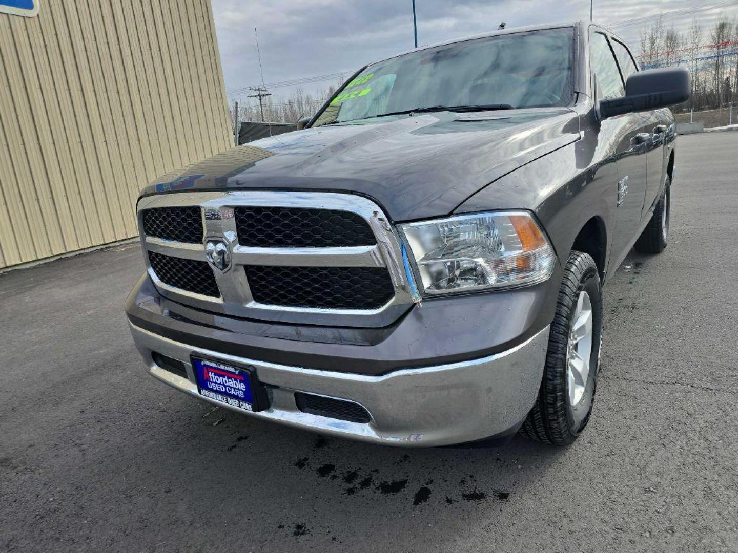 2022 SILVER RAM 1500 CLASSIC SLT (1C6RR7LG0NS) with an 3.6L engine, Automatic transmission, located at 2525 S. Cushman, Fairbanks, AK, 99701, (907) 452-5707, 64.824036, -147.712311 - Photo#1