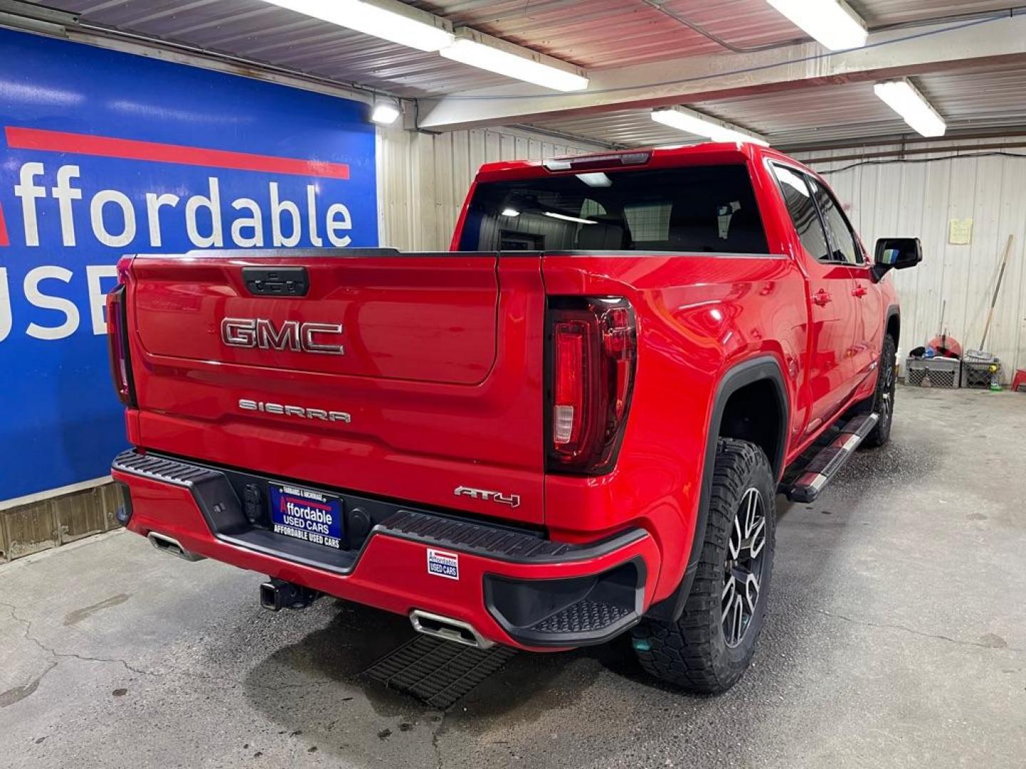 2021 RED GMC SIERRA 1500 AT4 (3GTU9EET9MG) with an 3.0L engine, Automatic transmission, located at 2525 S. Cushman, Fairbanks, AK, 99701, (907) 452-5707, 64.824036, -147.712311 - Photo#2