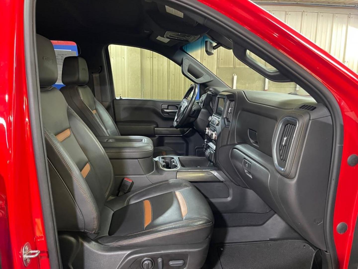 2021 RED GMC SIERRA 1500 AT4 (3GTU9EET9MG) with an 3.0L engine, Automatic transmission, located at 2525 S. Cushman, Fairbanks, AK, 99701, (907) 452-5707, 64.824036, -147.712311 - Photo#3