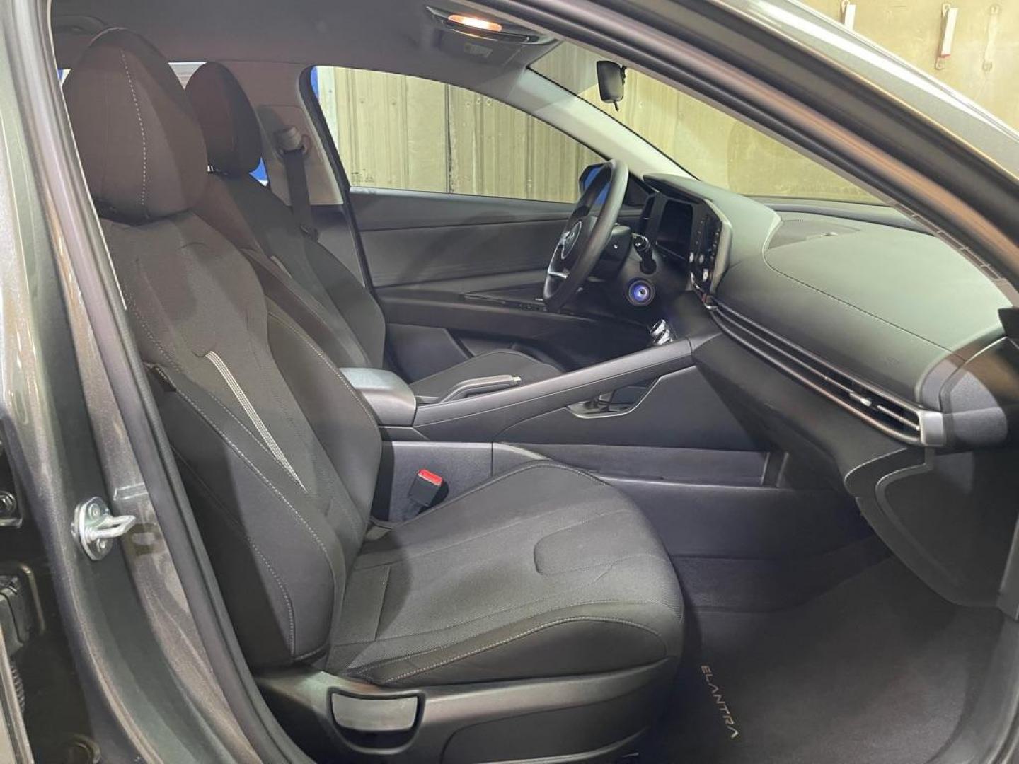 2025 GREY HYUNDAI ELANTRA SE (KMHLL4DG0SU) with an 2.0L engine, Automatic transmission, located at 2525 S. Cushman, Fairbanks, AK, 99701, (907) 452-5707, 64.824036, -147.712311 - Photo#3