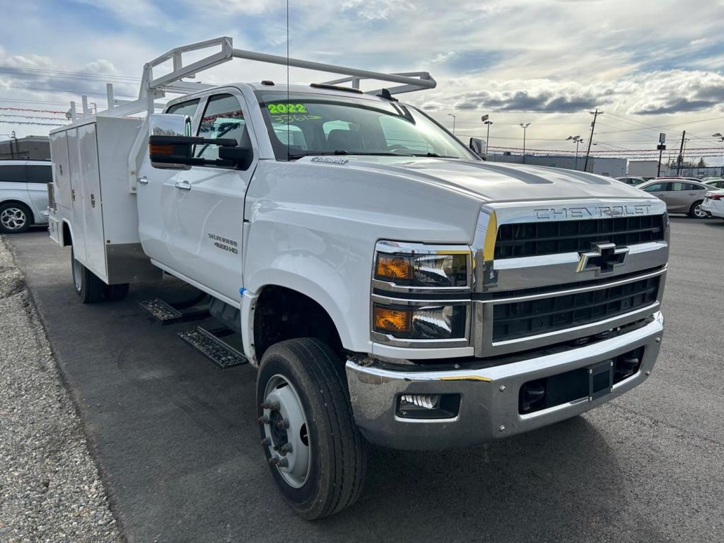 2022 CHEVROLET SILVERADO MEDIU (1HTKJPVH3NH) with an 6.6L engine, Automatic transmission, located at 2525 S. Cushman, Fairbanks, AK, 99701, (907) 452-5707, 64.824036, -147.712311 - Photo#1