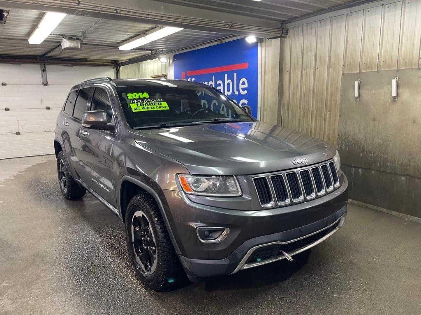 2014 GREY JEEP GRAND CHEROKEE LIMITED (1C4RJFBG1EC) with an 3.6L engine, Automatic transmission, located at 2525 S. Cushman, Fairbanks, AK, 99701, (907) 452-5707, 64.824036, -147.712311 - Photo#0