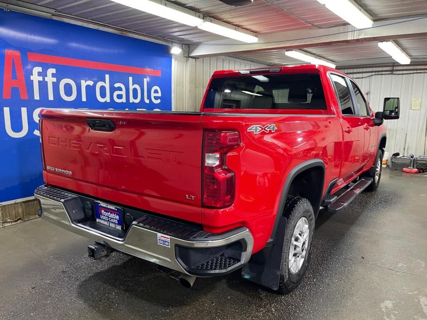 2021 RED CHEVROLET SILVERADO 2500 HEAVY DUTY LT (1GC4YNE72MF) with an 6.6L engine, Automatic transmission, located at 2525 S. Cushman, Fairbanks, AK, 99701, (907) 452-5707, 64.824036, -147.712311 - Photo#2