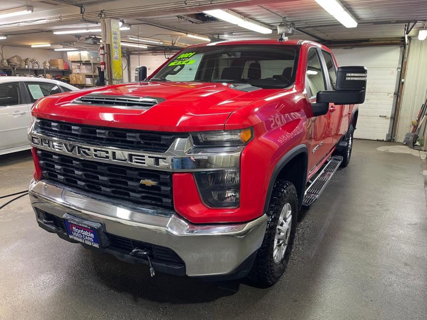 2021 RED CHEVROLET SILVERADO 2500 HEAVY DUTY LT (1GC4YNE75MF) with an 6.6L engine, Automatic transmission, located at 2525 S. Cushman, Fairbanks, AK, 99701, (907) 452-5707, 64.824036, -147.712311 - Photo#1