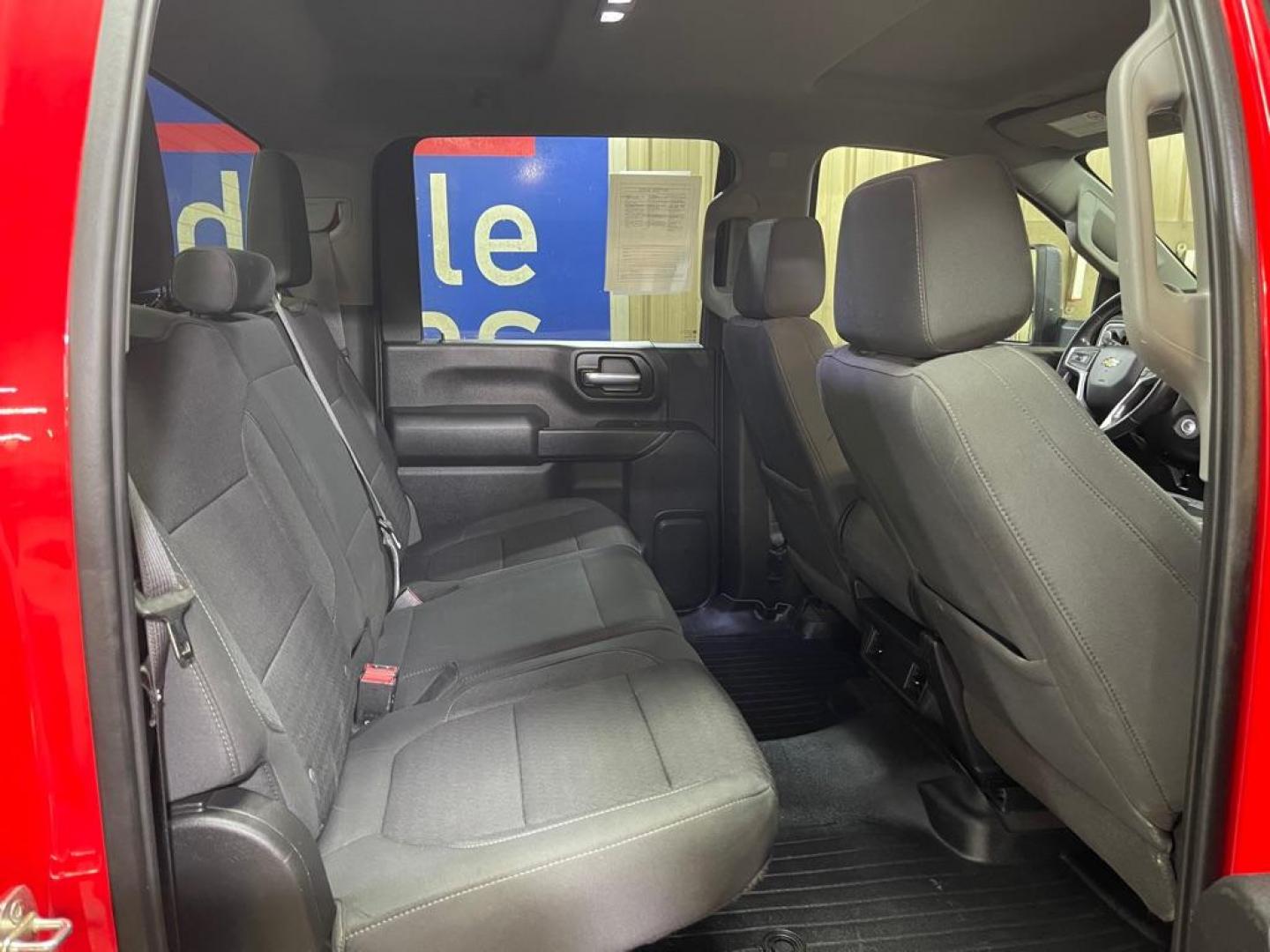 2021 RED CHEVROLET SILVERADO 2500 HEAVY DUTY LT (1GC4YNE75MF) with an 6.6L engine, Automatic transmission, located at 2525 S. Cushman, Fairbanks, AK, 99701, (907) 452-5707, 64.824036, -147.712311 - Photo#4