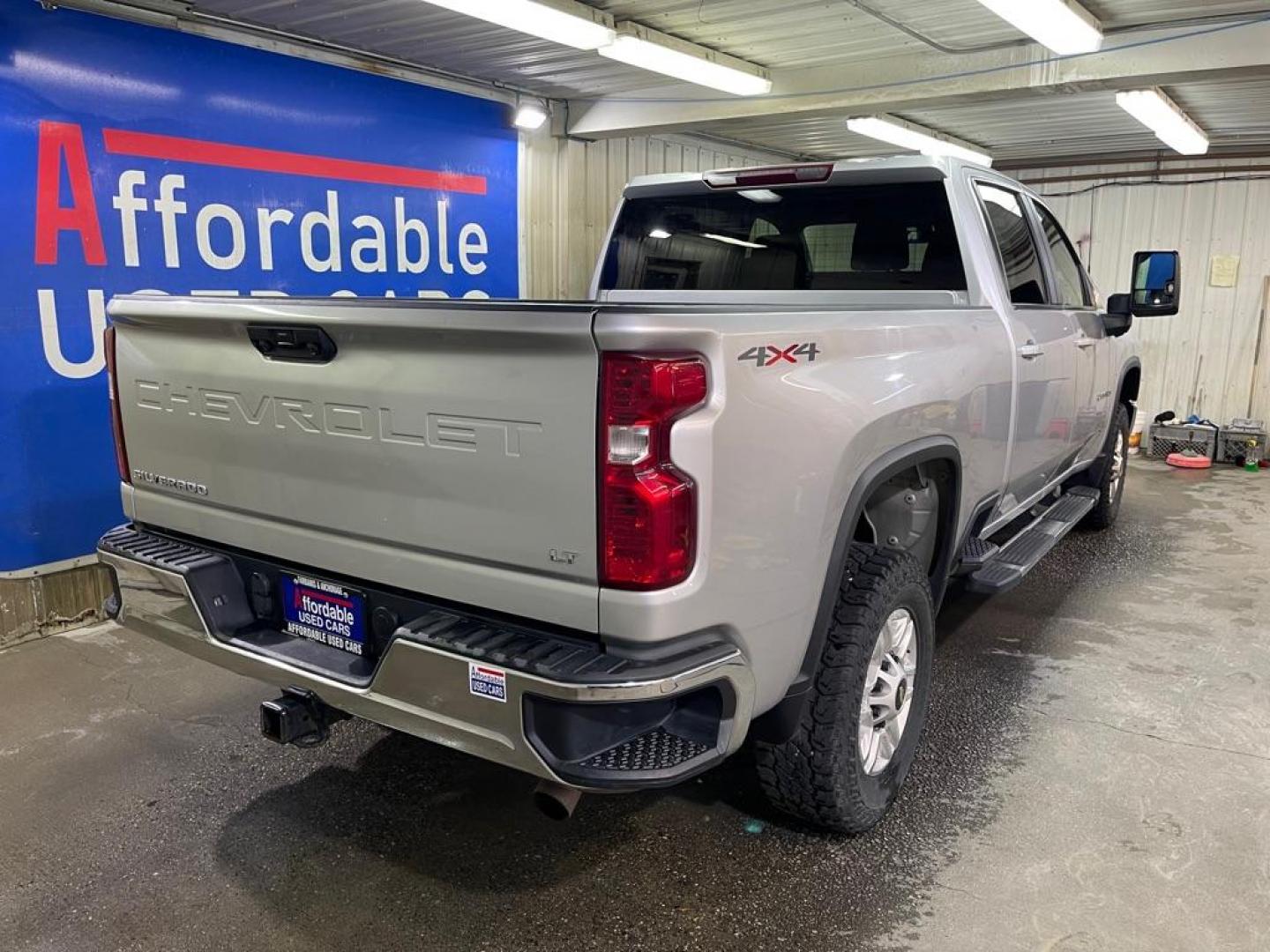 2021 SILVER CHEVROLET SILVERADO 2500 HEAVY DUTY LT (1GC4YNE7XMF) with an 6.6L engine, Automatic transmission, located at 2525 S. Cushman, Fairbanks, AK, 99701, (907) 452-5707, 64.824036, -147.712311 - Photo#2