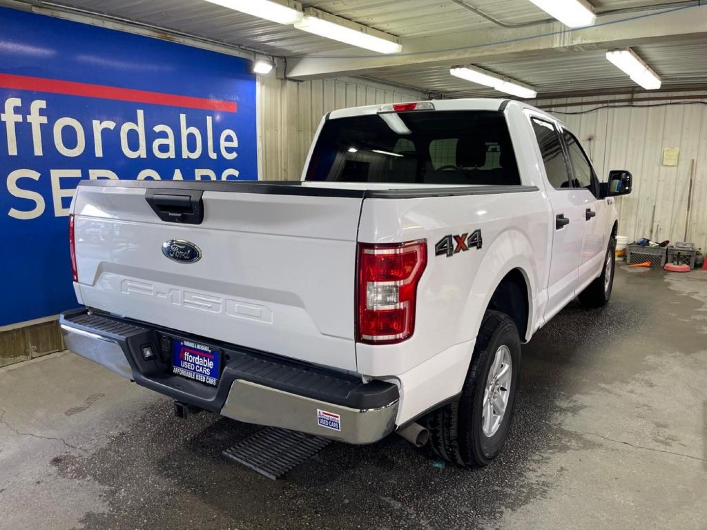 2020 WHITE FORD F150 SUPERCREW (1FTEW1E56LF) with an 5.0L engine, Automatic transmission, located at 2525 S. Cushman, Fairbanks, AK, 99701, (907) 452-5707, 64.824036, -147.712311 - Photo#2