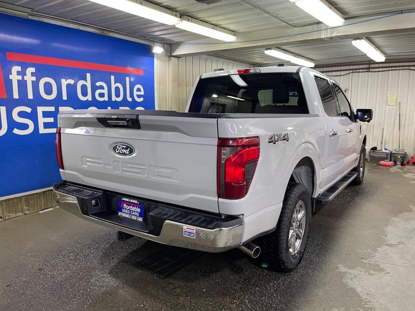 2024 WHITE FORD F150 XLT (1FTFW3LD9RF) with an 3.5L engine, Automatic transmission, located at 2525 S. Cushman, Fairbanks, AK, 99701, (907) 452-5707, 64.824036, -147.712311 - Photo#2