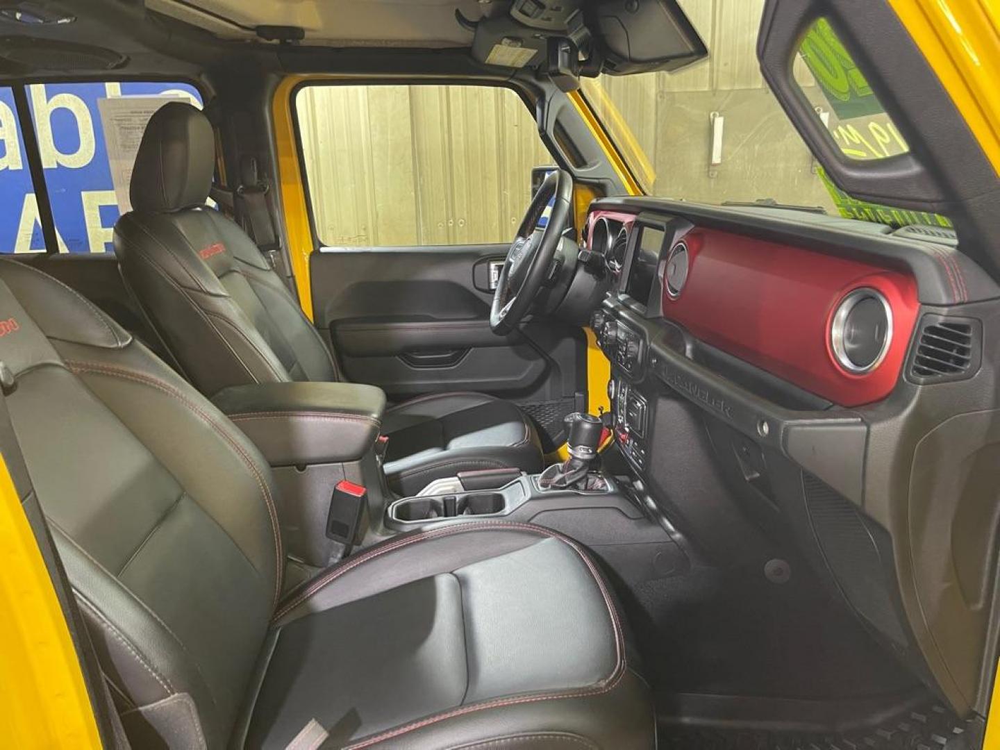 2020 YELLOW JEEP WRANGLER UNLIMI RUBICON (1C4HJXFNXLW) with an 2.0L engine, Automatic transmission, located at 2525 S. Cushman, Fairbanks, AK, 99701, (907) 452-5707, 64.824036, -147.712311 - Photo#3