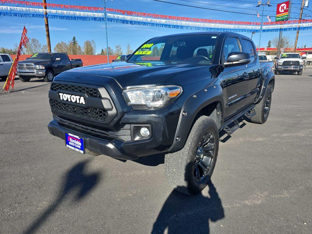 photo of 2018 TOYOTA TACOMA DOUBLE CAB