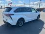 2021 WHITE TOYOTA SIENNA XLE (5TDYSKFC1MS) with an 2.5L engine, Continuously Variable transmission, located at 2525 S. Cushman, Fairbanks, AK, 99701, (907) 452-5707, 64.824036, -147.712311 - Photo#2