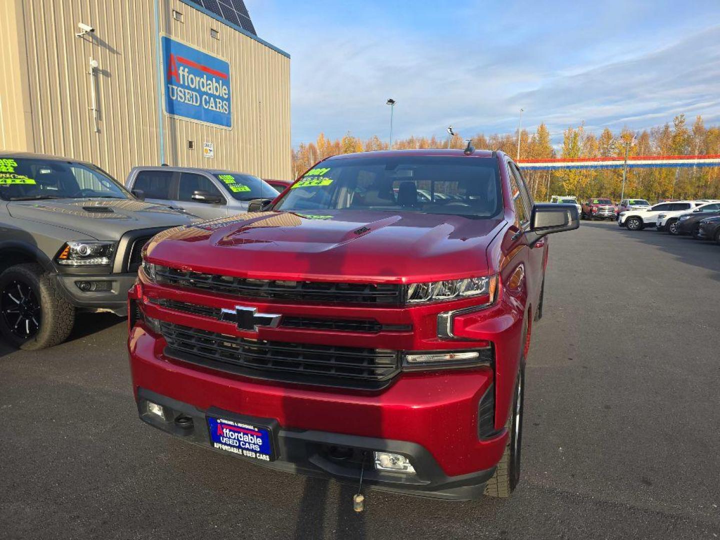 2021 RED CHEVROLET SILVERADO 1500 RST (3GCUYEEL9MG) with an 6.2L engine, Automatic transmission, located at 2525 S. Cushman, Fairbanks, AK, 99701, (907) 452-5707, 64.824036, -147.712311 - Photo#1