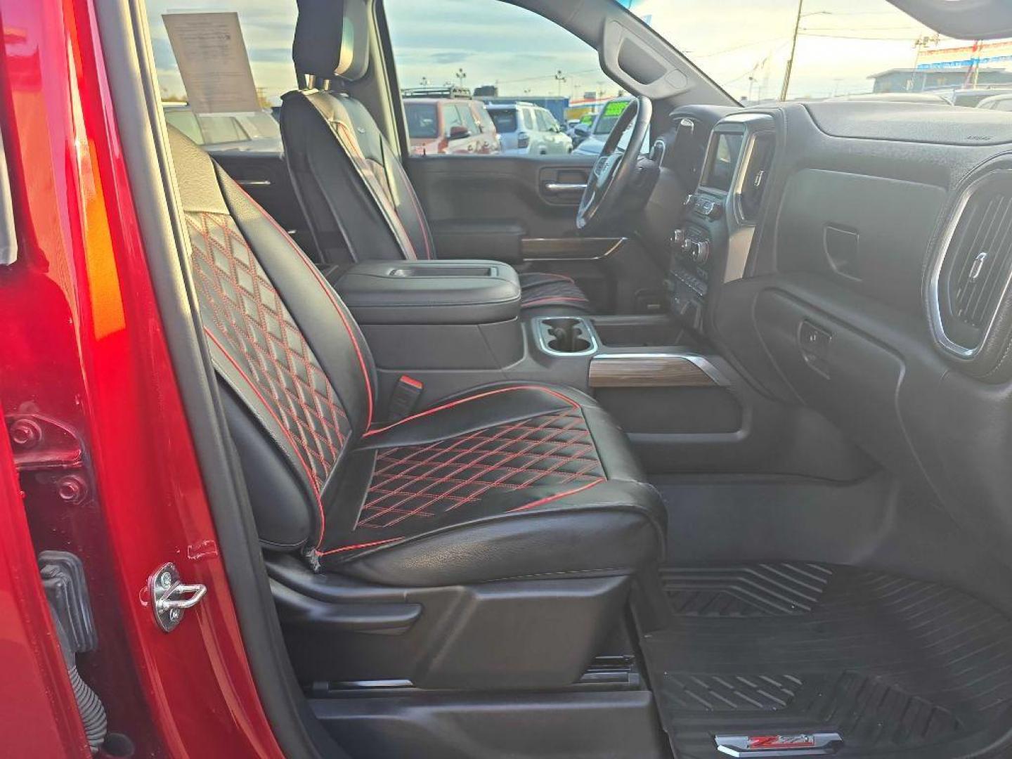 2021 RED CHEVROLET SILVERADO 1500 RST (3GCUYEEL9MG) with an 6.2L engine, Automatic transmission, located at 2525 S. Cushman, Fairbanks, AK, 99701, (907) 452-5707, 64.824036, -147.712311 - Photo#3