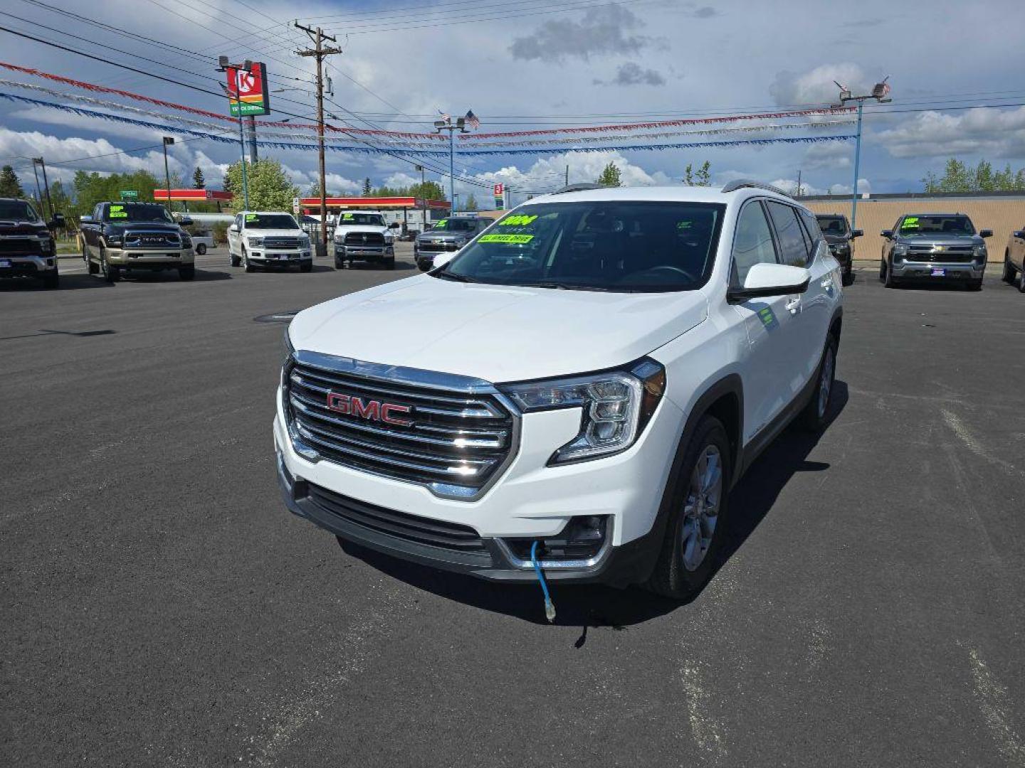 2024 WHITE GMC TERRAIN SLT (3GKALVEG4RL) with an 1.5L engine, Automatic transmission, located at 2525 S. Cushman, Fairbanks, AK, 99701, (907) 452-5707, 64.824036, -147.712311 - Photo#1