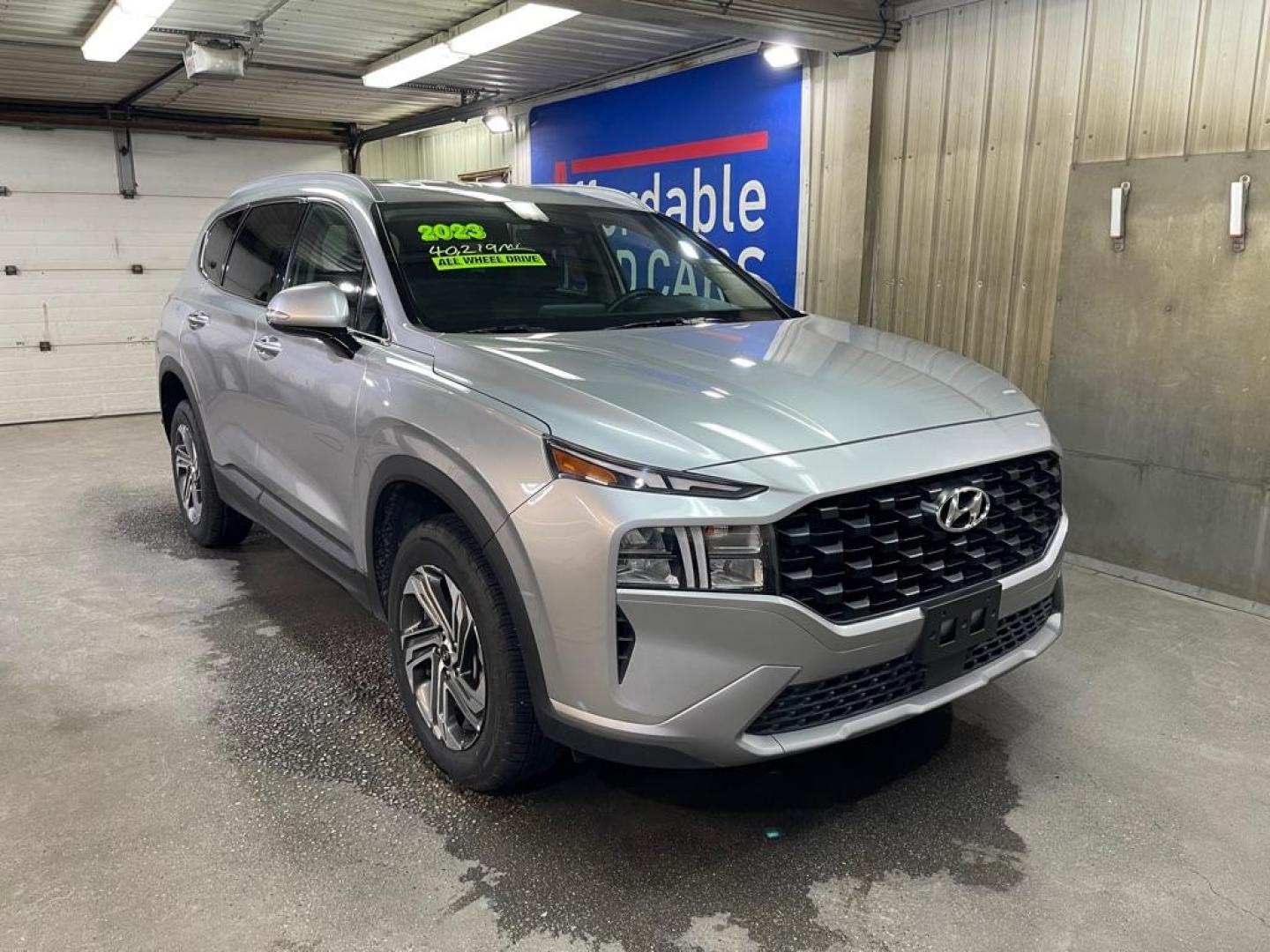 2023 SILVER HYUNDAI SANTA FE SEL (5NMS2DAJ5PH) with an 2.5L engine, Automatic transmission, located at 2525 S. Cushman, Fairbanks, AK, 99701, (907) 452-5707, 64.824036, -147.712311 - Photo#0