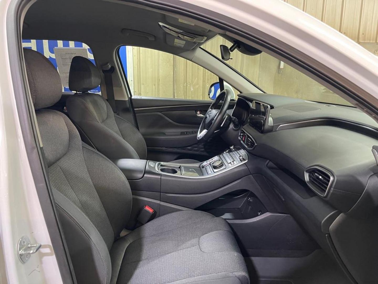 2023 WHITE HYUNDAI SANTA FE SEL (5NMS2DAJ7PH) with an 2.5L engine, Automatic transmission, located at 2525 S. Cushman, Fairbanks, AK, 99701, (907) 452-5707, 64.824036, -147.712311 - Photo#3