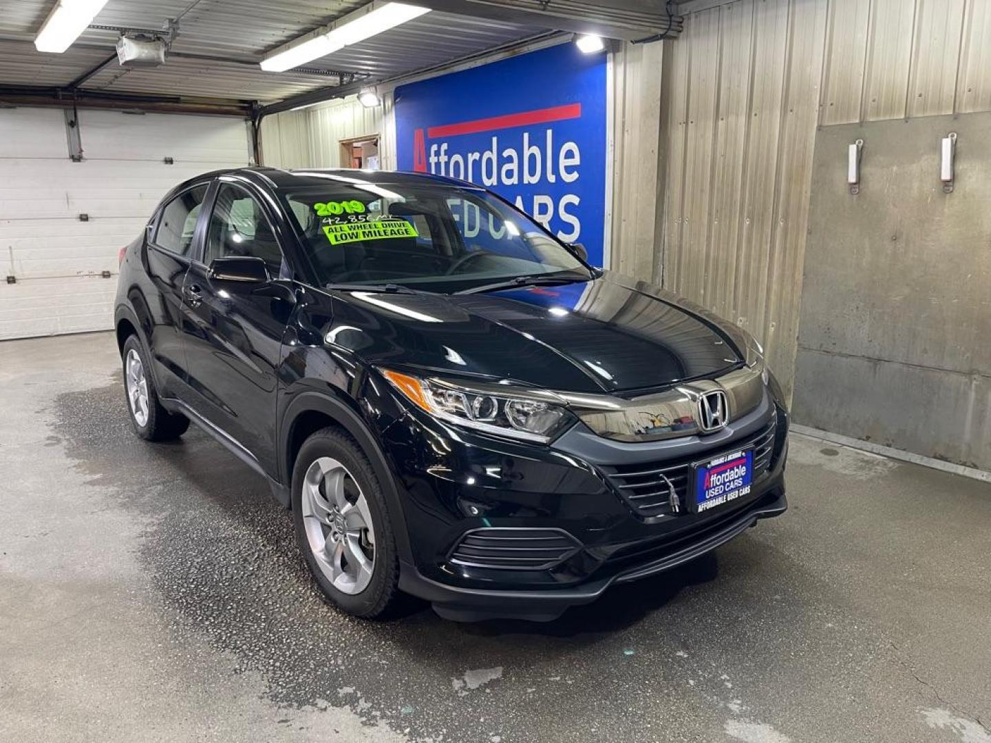 2019 GRAY HONDA HR-V LX (3CZRU6H39KG) with an 1.8L engine, Continuously Variable transmission, located at 2525 S. Cushman, Fairbanks, AK, 99701, (907) 452-5707, 64.824036, -147.712311 - Photo#0
