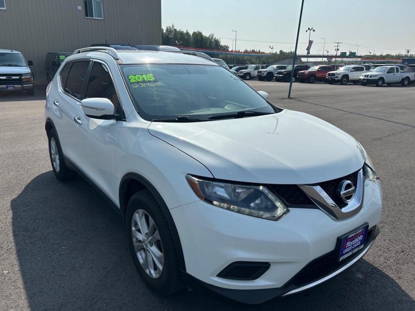 2015 WHITE NISSAN ROGUE S (KNMAT2MTXFP) with an 2.5L engine, Continuously Variable transmission, located at 2525 S. Cushman, Fairbanks, AK, 99701, (907) 452-5707, 64.824036, -147.712311 - Photo#1
