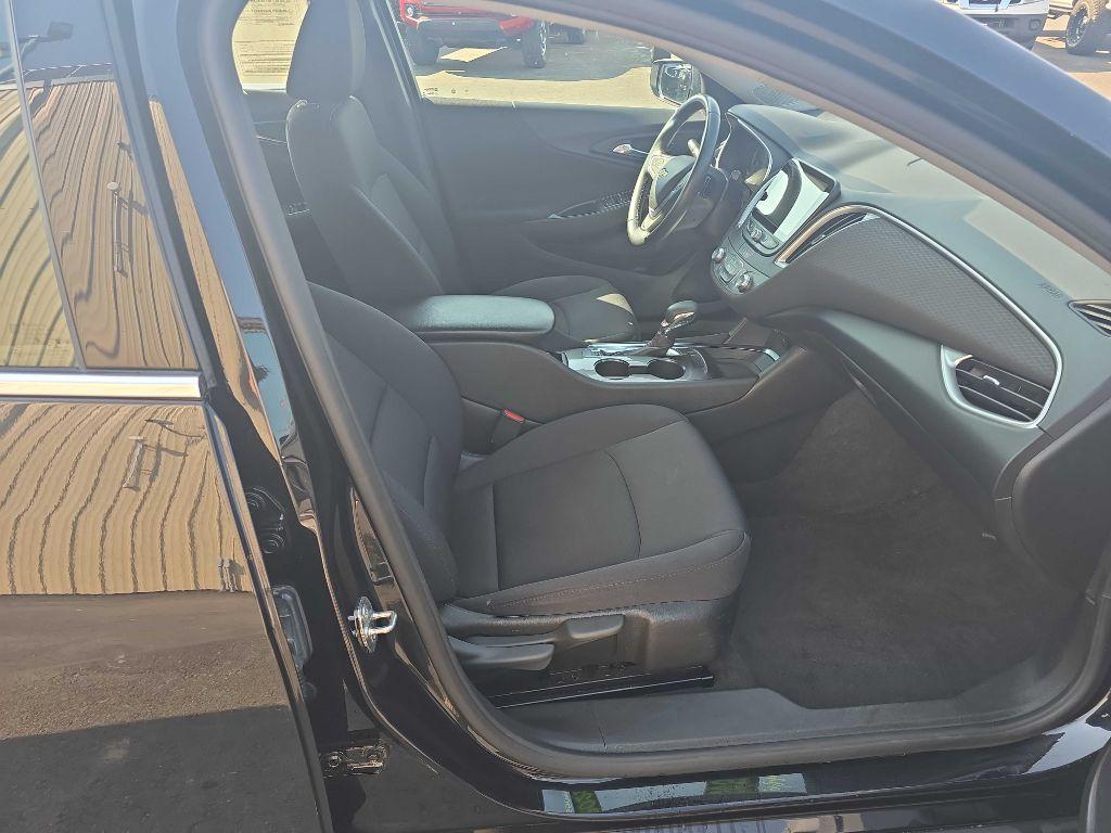 photo of 2022 CHEVROLET MALIBU RS