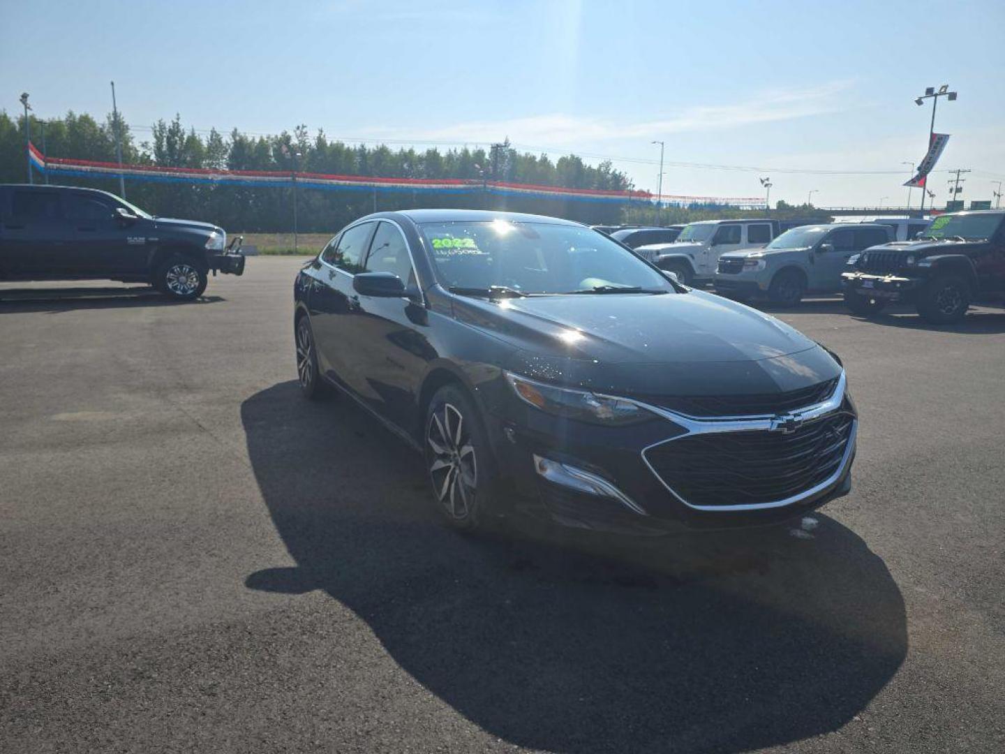 2022 BLACK CHEVROLET MALIBU RS (1G1ZG5ST8NF) with an 1.5L engine, Continuously Variable transmission, located at 2525 S. Cushman, Fairbanks, AK, 99701, (907) 452-5707, 64.824036, -147.712311 - Photo#1